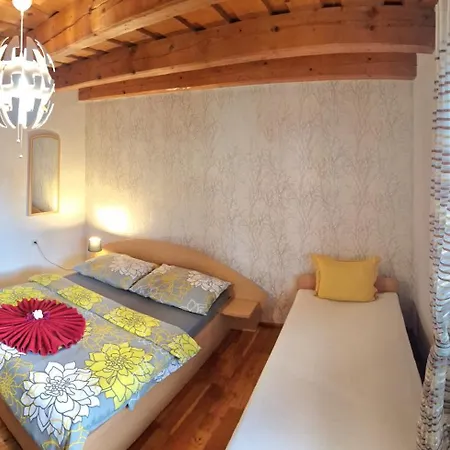 Erika - * Bešeňová