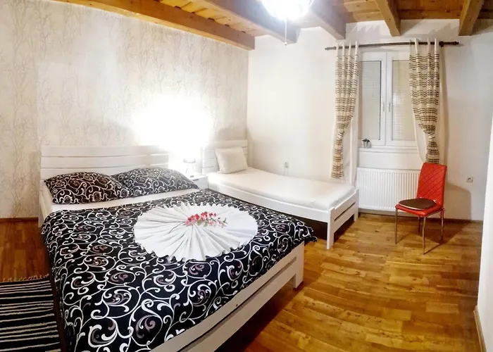 Erika - Apartment Bešeňová